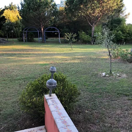 Mas De La Montille Aigues-Mortes